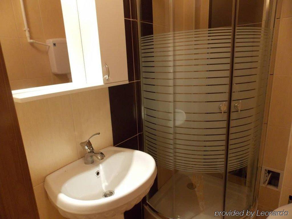 Guesthouse Vila Dnd Niska Banja Exterior photo
